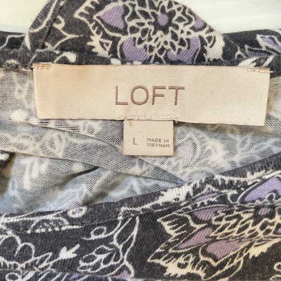 LOFT Dress L Gray Lavender Purple White Soft Rayon Floral Print - Picture 5 of 6